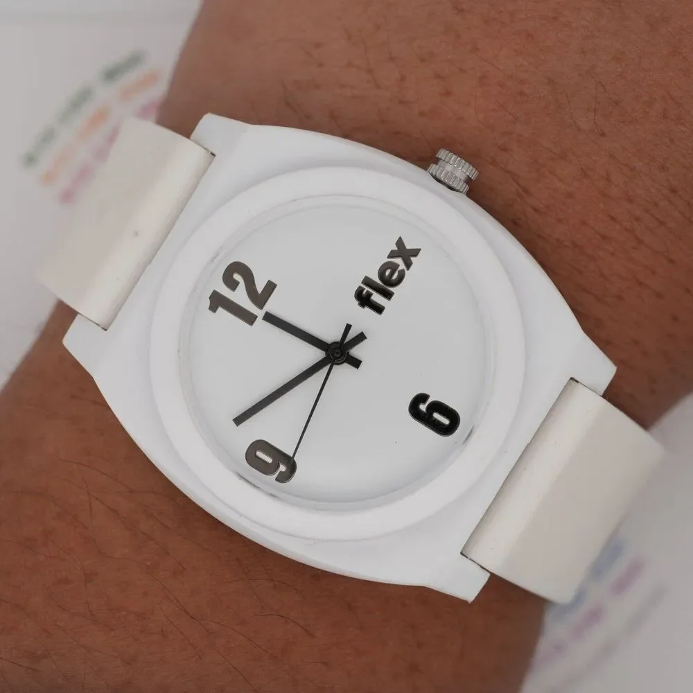 Flex White Silicone Watch 39mm Minimalist Quartz New Battery Cleaned